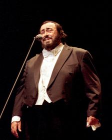 Luciano Pavarotti (Ponopresse Internationale/Rex Features) Luciano Pavarotti (Ponopresse Internationale/Rex Features)